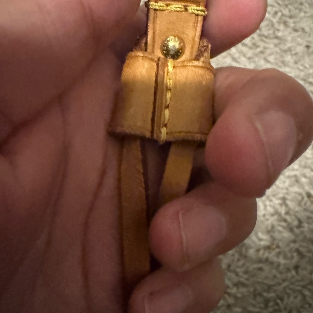 Louis Vuitton Never Full Drawstring - image 4